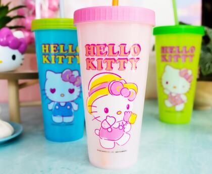 Sanrio Hello Kitty Garden Doodle Color-Changing Plastic Tumbler Cups | Set of 4 alternate image