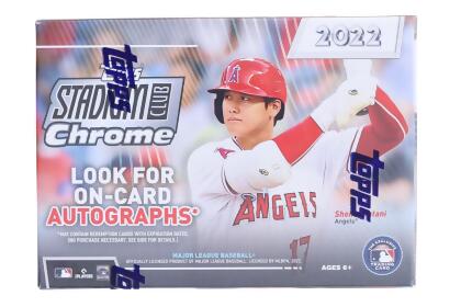 MLB 2022 Topps Stadium Club Chrome Updates Value Box | 4 Base Packs Per Box alternate image