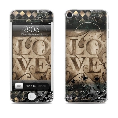 DecalGirl AIT5-LOVESEMBR iPod Touch 5G Skin - Loves Embrace 