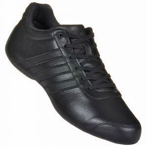 adidas old model sports shoes
