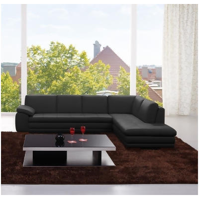 J&M 625 Italian Leather Sectional In Black 