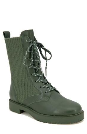 Women's Narrow Calf Boots