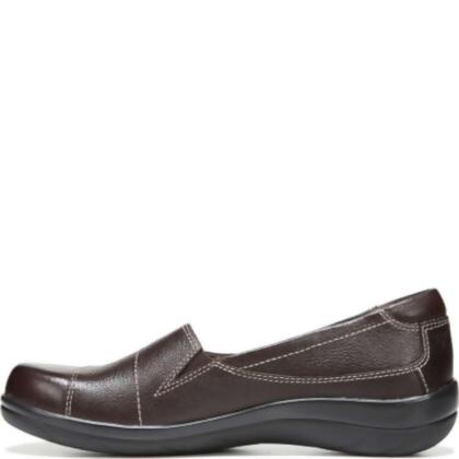 Natural Soul Womens Ilena Leather Closed Toe Loafers - 11 M US Womens