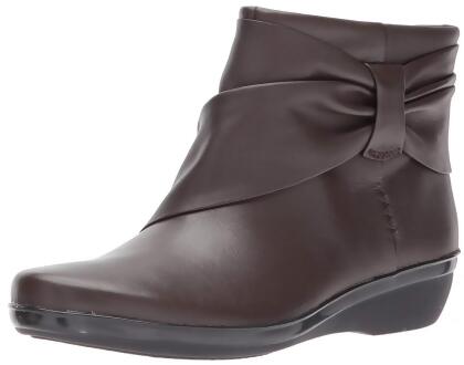 Clarks Womens Everylay Mandy Leather Round Toe Ankle Fashion Boots - 6.5 M US Womens