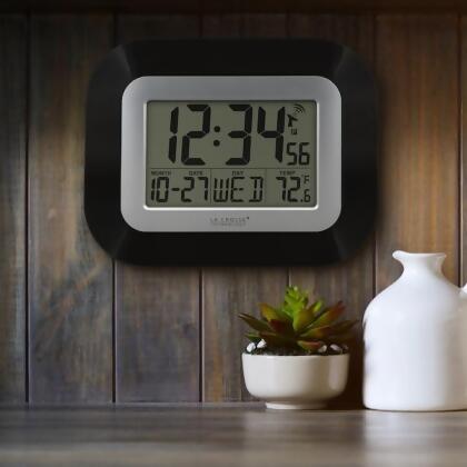 Manufacturer Varies Atomic Digital Wall Clock w Indoor Temp WT-8005U-B-INT alternate image