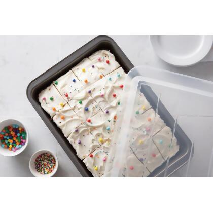 Goodcook 13 In. x 9 In. Non-Stick Cake Pan with Plastic Snap-Closure Lid 04009 alternate image