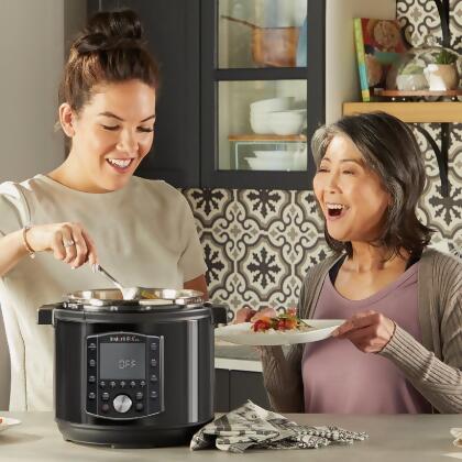Instant Pot Pro 6 Qt. Multi-Use Pressure Cooker 112-0123-01 alternate image