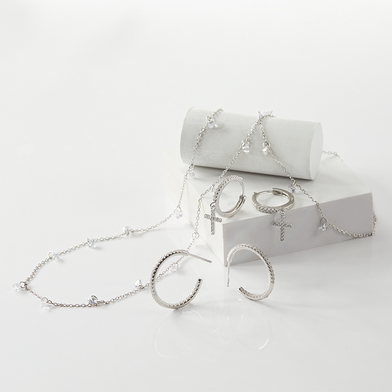 SOPHIE - Pave CZ Hoop Earrings