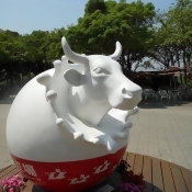 苗栗【飛牛牧場】單人入園全票*2+彩繪肥牛DIY*1+飛牛白布丁*1/ 苗栗【飛牛牧場】單人入園全票*2+彩繪肥牛DIY*1+飛牛白布丁*1