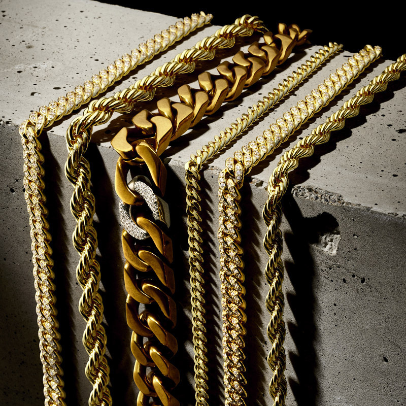 SELENA – Pave Cuban Link Chain