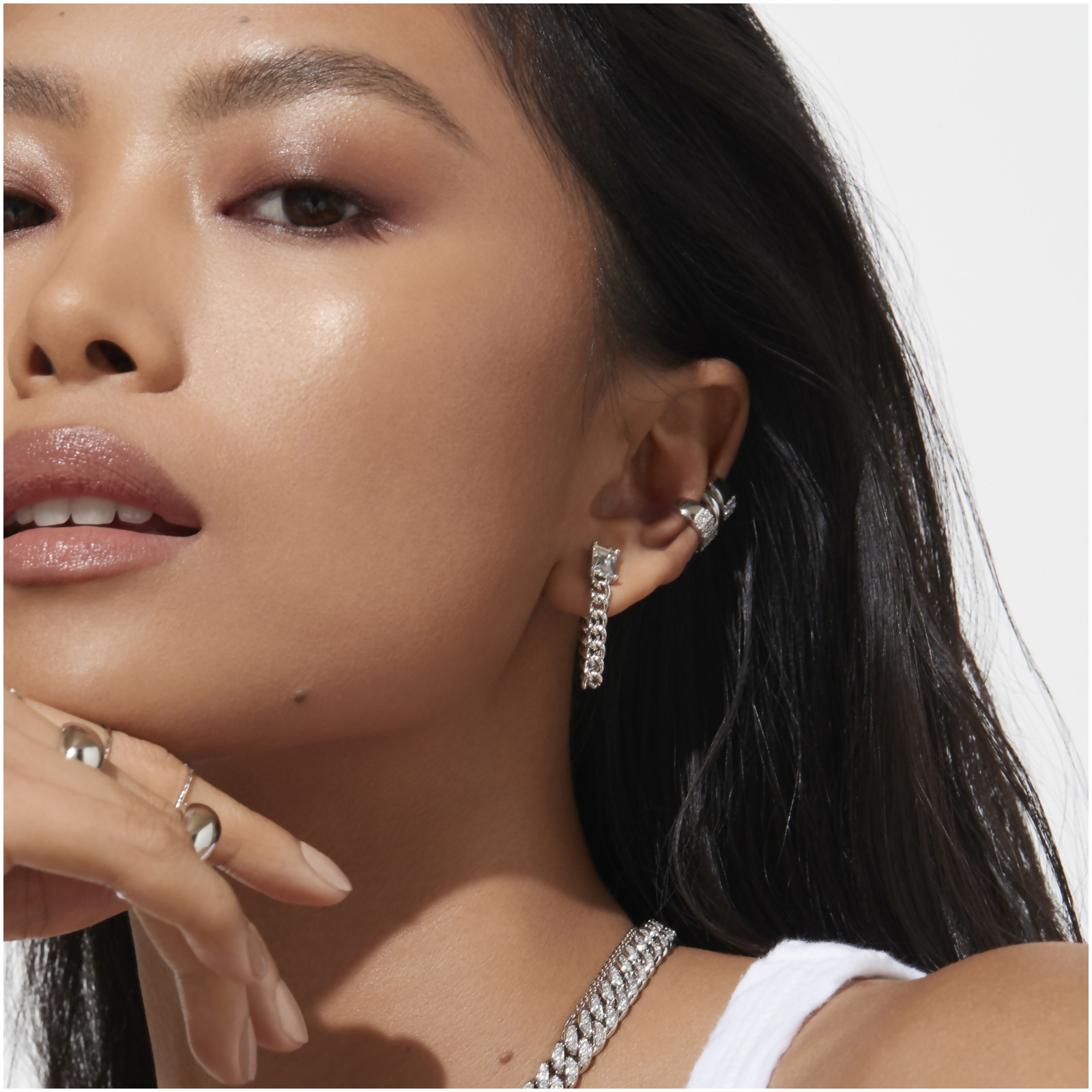 SELENA – Pave Cuban Link Chain