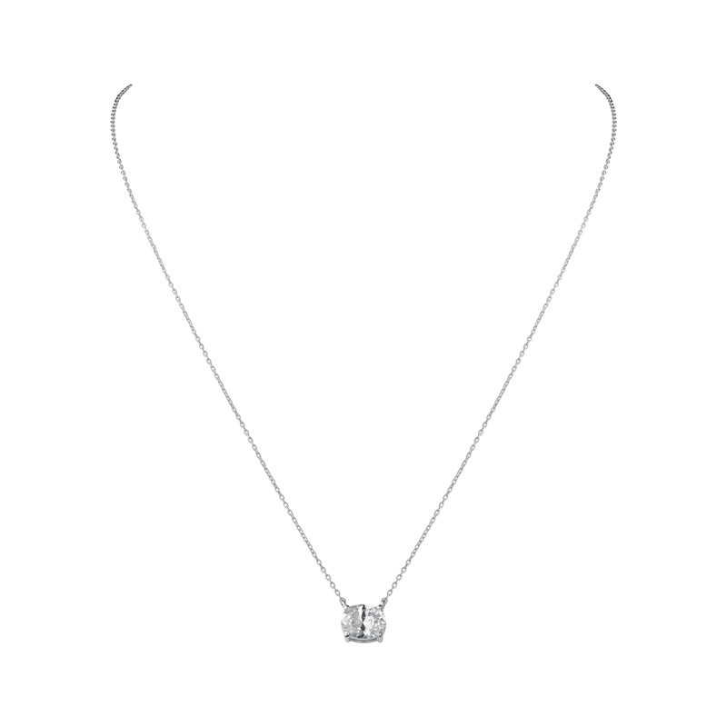 CORA - Oval Cut Solitaire Pendant