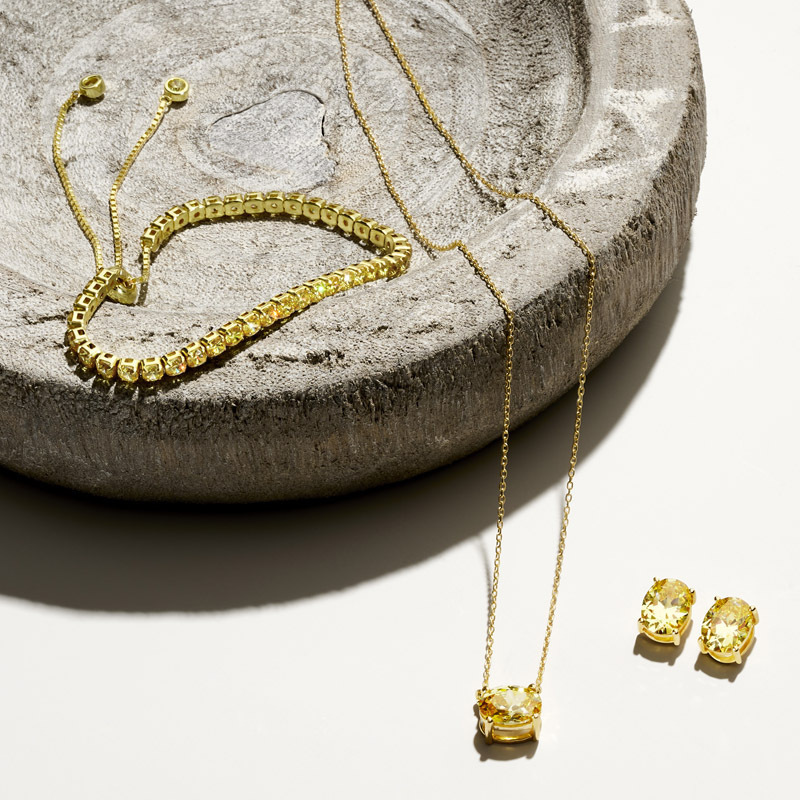 CORA - Oval Cut Studs