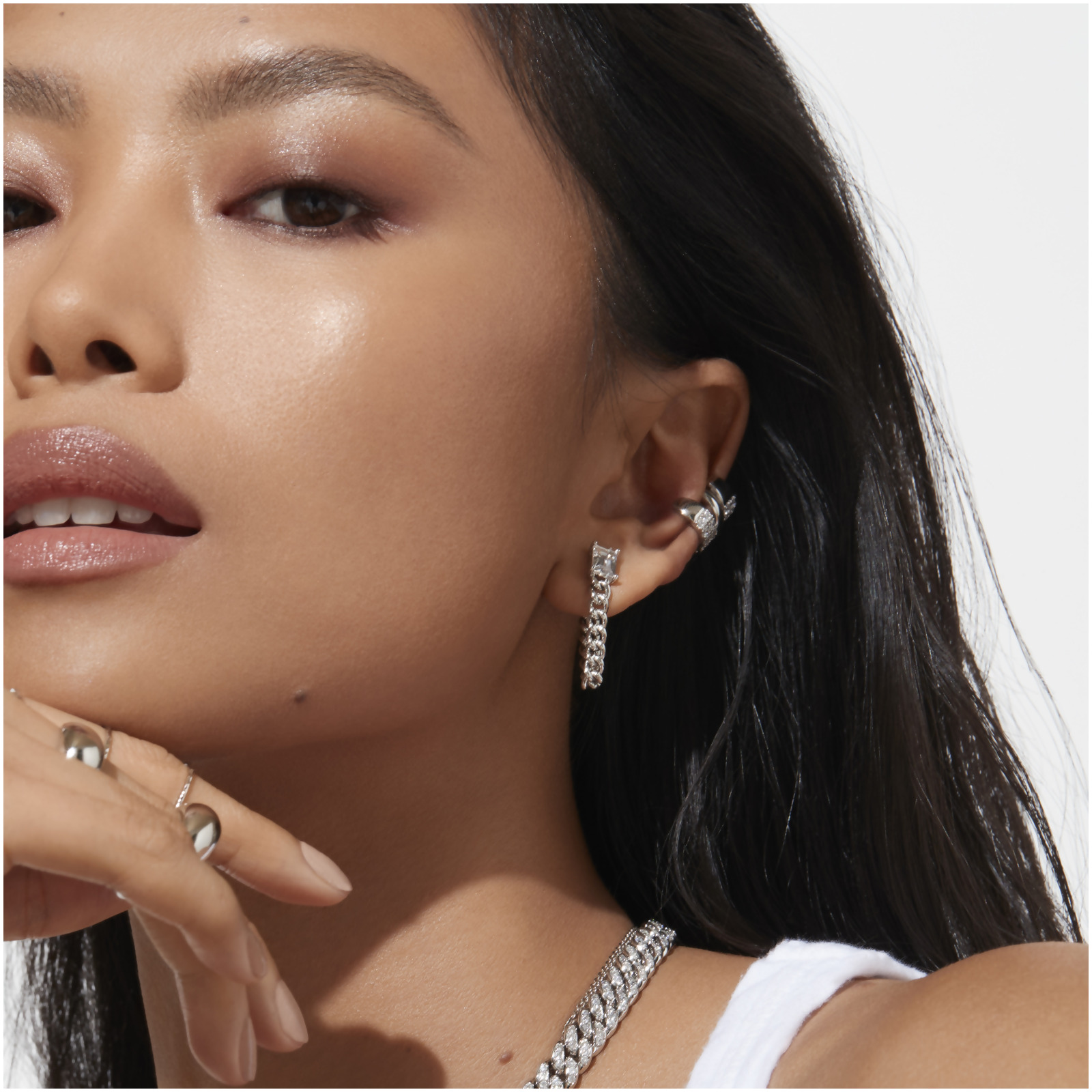 SELENA – Pave Cuban Link Chain
