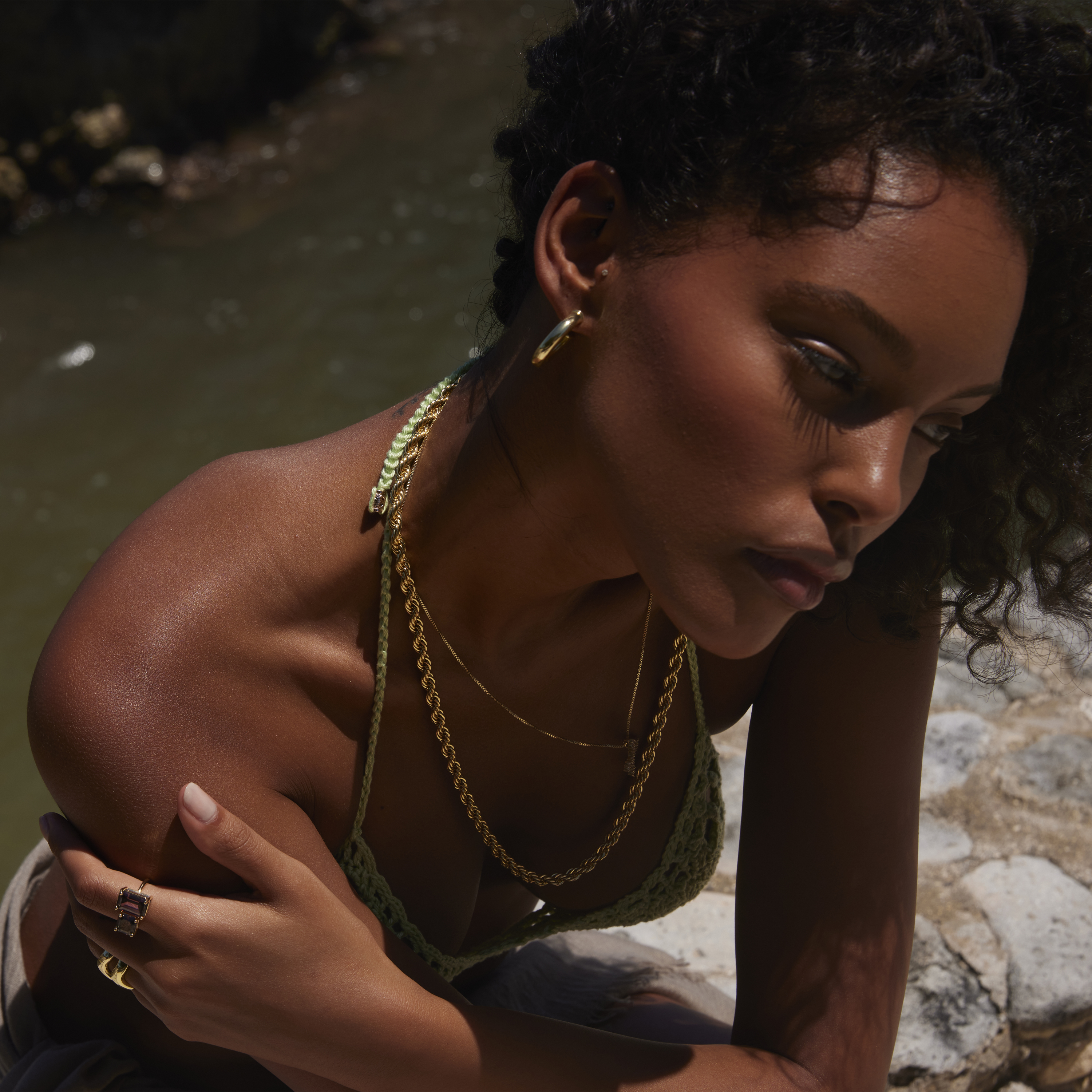 EVELYN – Dual Stone Chromatic Ring