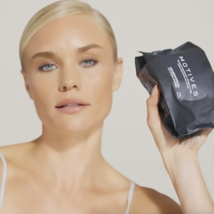 Motives&reg; Makeup Remover Towelettes