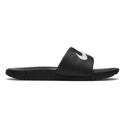 nike kawa slide on feet