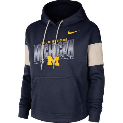 nike medium hoodie size