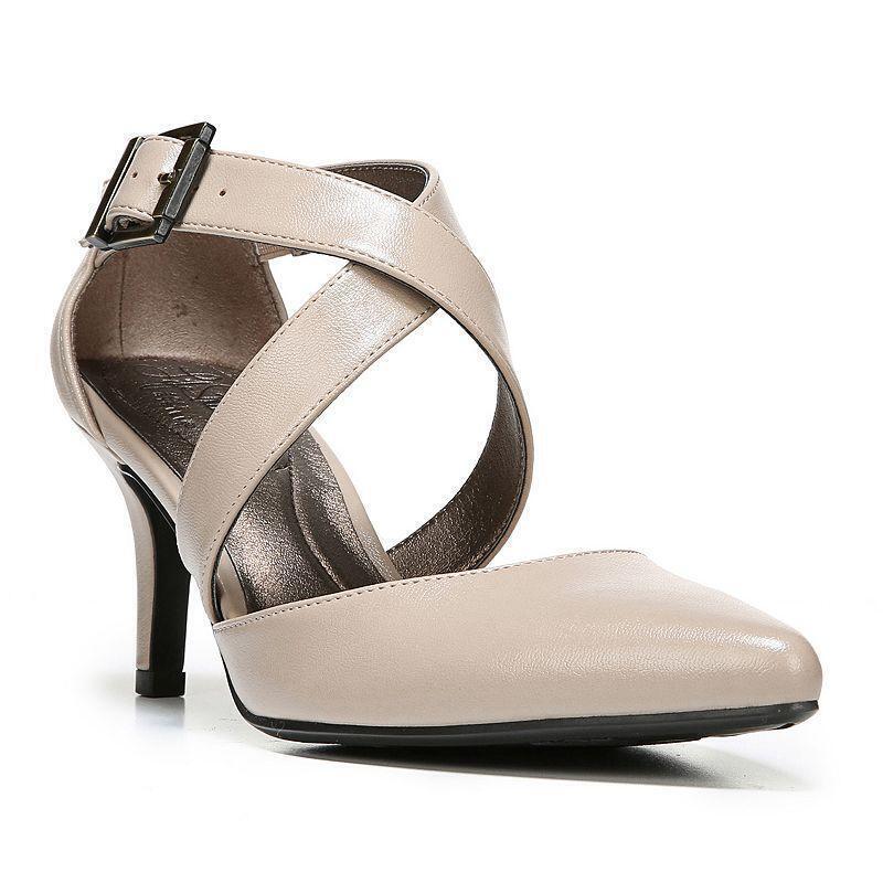 size 9 wide heels