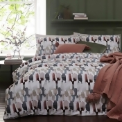 Home Collection - Multicoloured 'Bode' Bedding Set Home Collection - Multicoloured 'Bode' Bedding Set