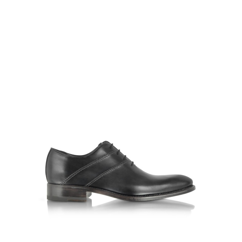 dress shoes black and white