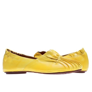 Chocolat Blu Cam2 Pleated Moccasin Flat Yellow Women's Shoes - 8.5