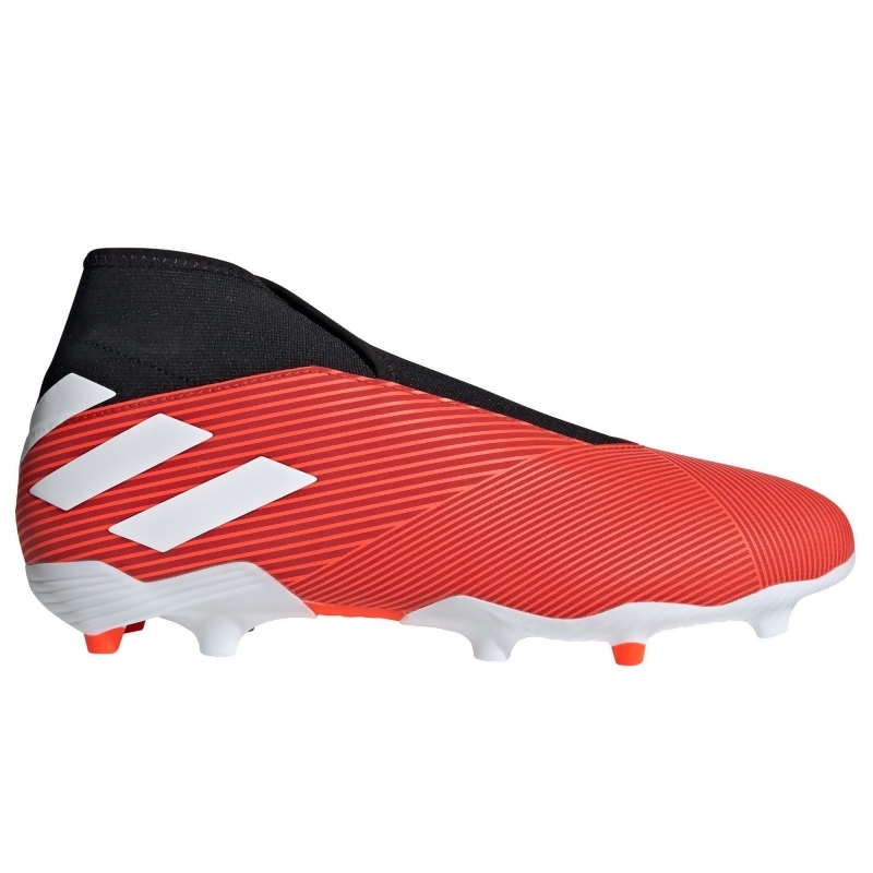 mens football boots laceless