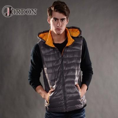 jordon 橋登 男 輕羽絨背心鐵灰0171/羽絨背心/羽絨衣/保暖背心/戶外/登山 