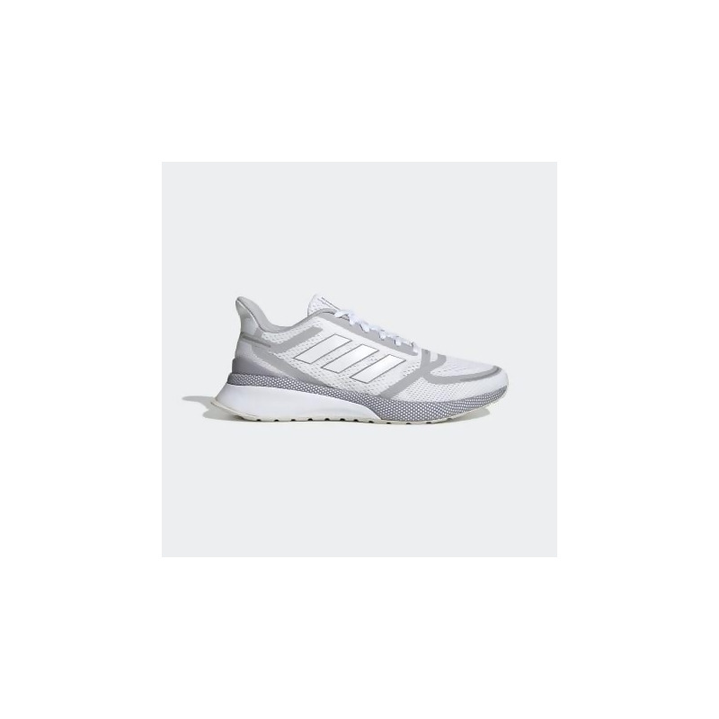 running trainers grey