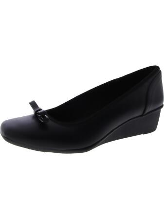 Anne Klein Womens Wales Faux Leather Slip On Pumps Women s Size 10 Black