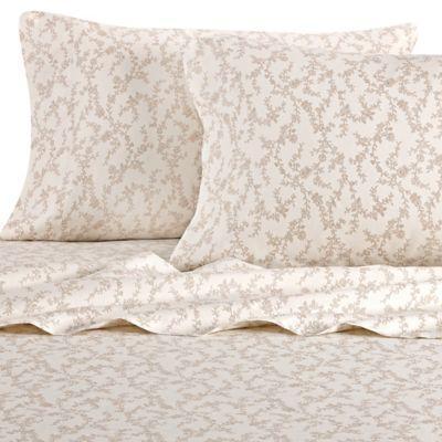 Featured image of post Laura Ashley Quilts Canada Laura ashley twin quilt 2 piece set reversible seaweed fish coastal beach blue