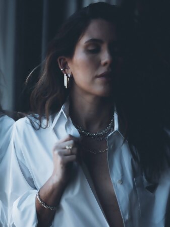 PIPER – Wavy Ear Cuff alternate image