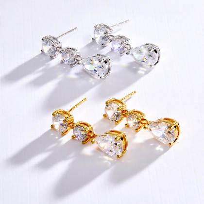 CLARA – Three Stone Drop Earrings alternate image