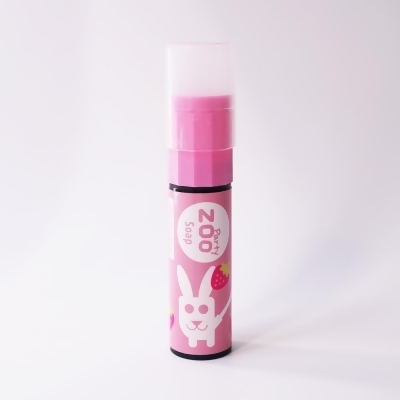【ZOO ㄖㄨˋ】抗菌滋潤香氛口袋肥皂(攜帶型)粉嫩玫瑰兔吃草莓(藍風鈴)植物性皂基 