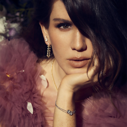 BISOUS - Prong Set Loop Earrings alternate image