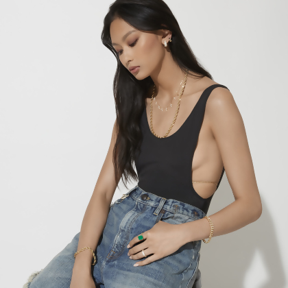 SELENA – Pave Cuban Link Bracelet alternate image