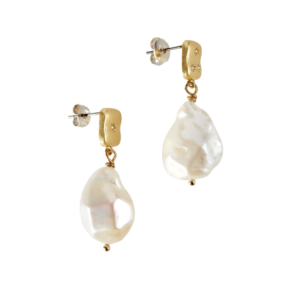 AMELIA – Oversized Freshwater Pearl Drop Earrings alternate image