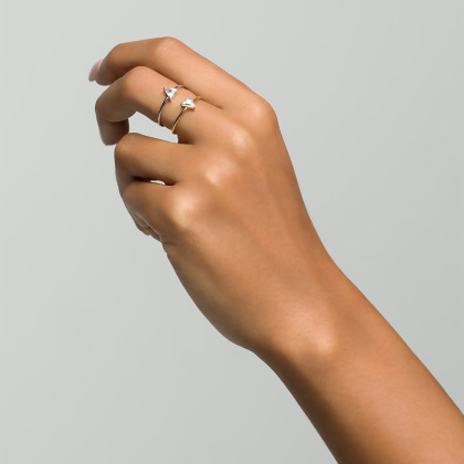 NAOMI - Sleek Trillion Ring alternate image
