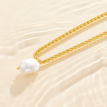 PERLA &ndash; Freshwater Pearl Pendant Wheat Chain Necklace alternate image