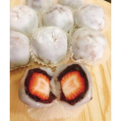 草莓紅豆大福（季節限定） 