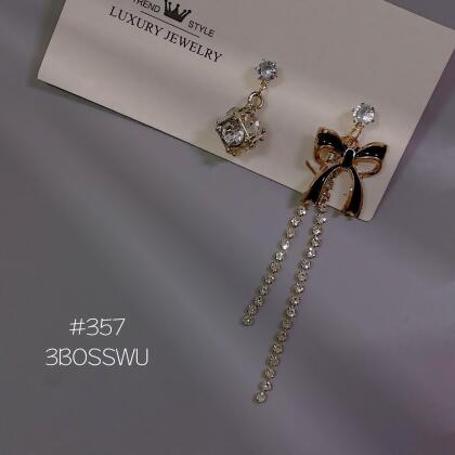 357-3BOSSWU-不對稱華麗精緻蝴蝶結水鑽耳環925銀|每日必備精選小物|全館滿千免運0101 