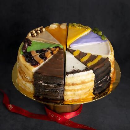 Fan-Ten-Tic Cake 