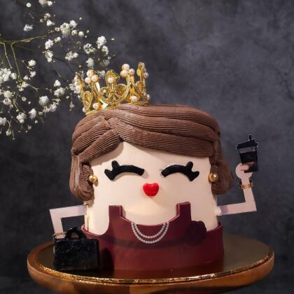 Rich Mummy Designer Cake 