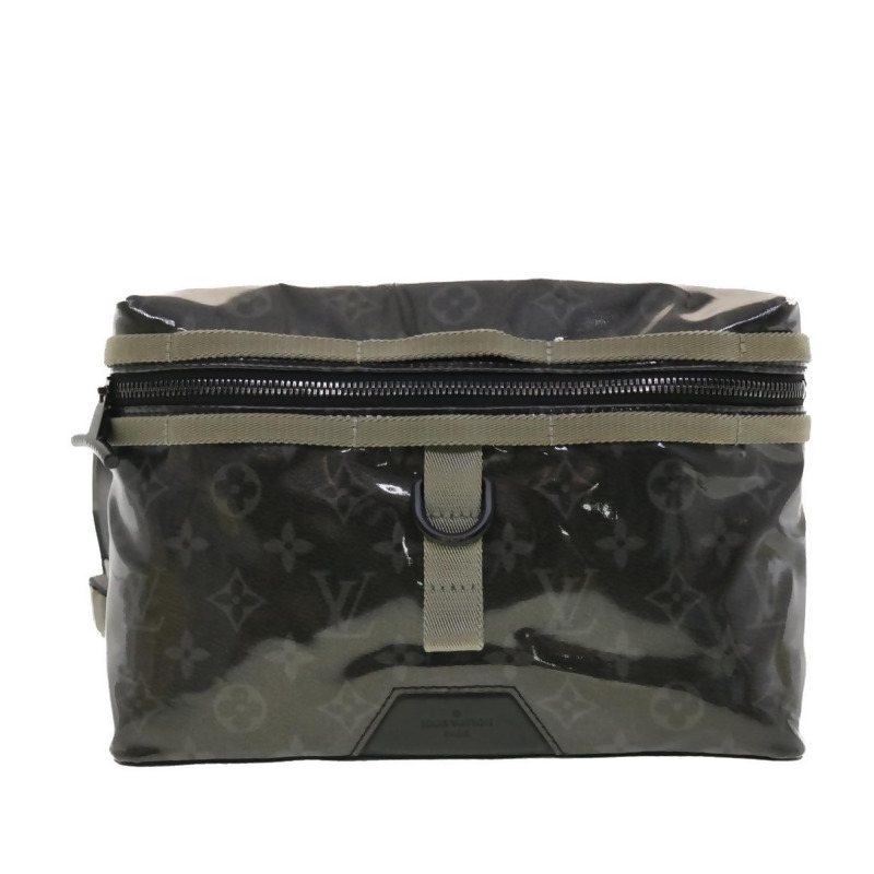Trio messenger patent leather bag Louis Vuitton Black in Patent leather -  37323004