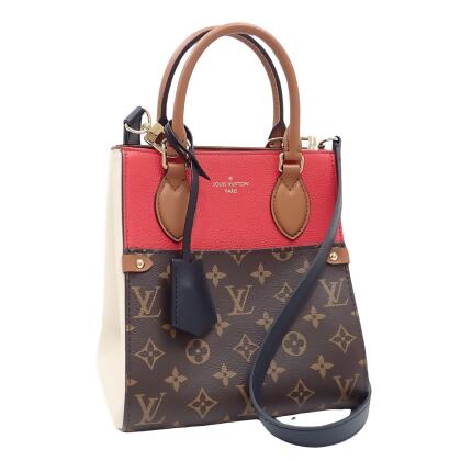 Pre-owned Louis Vuitton Fabric Handbag In Red