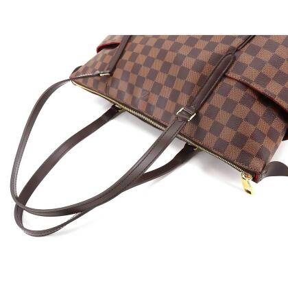 Louis Vuitton Totally Canvas Shoulder Bag (pre-owned) in Brown