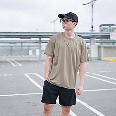 百搭好穿男生涼感T冰絲機能涼感超彈力短袖上衣舒適運動冰涼涼感衣素T(顏色尺寸請備註）1件組 