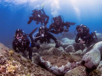 揭開卡塔尼亞的海洋秘密：PADI 5*中心的高氧課程 