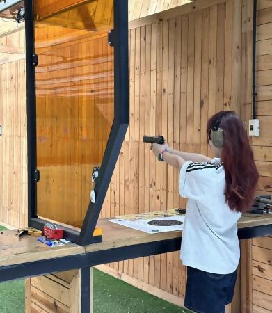 芭提雅戰鼠射擊場 (Battle Mouse Shooting Range in Pattaya) 