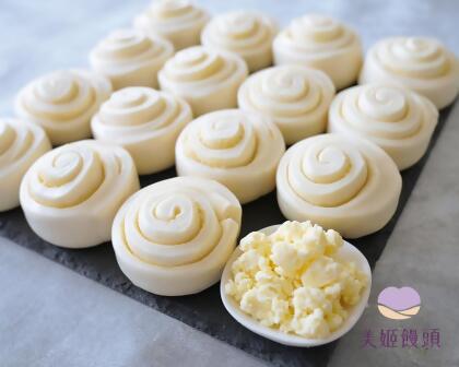 法式香草奶酥鮮乳饅頭捲 